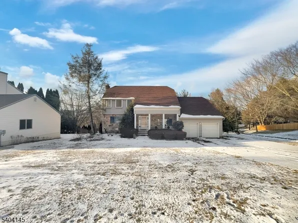 16 Knob Hill Rd, Washington Twp., NJ 07840