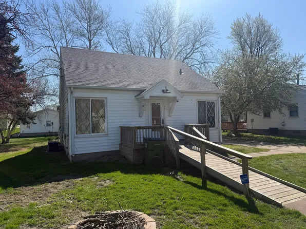 331 SW 4th St, Ogden, IA 50212