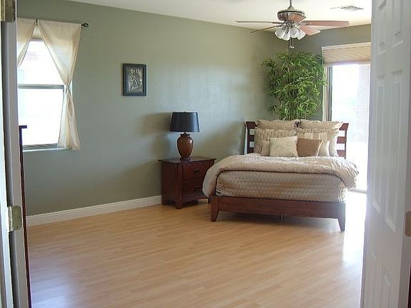 Huge master bedroom