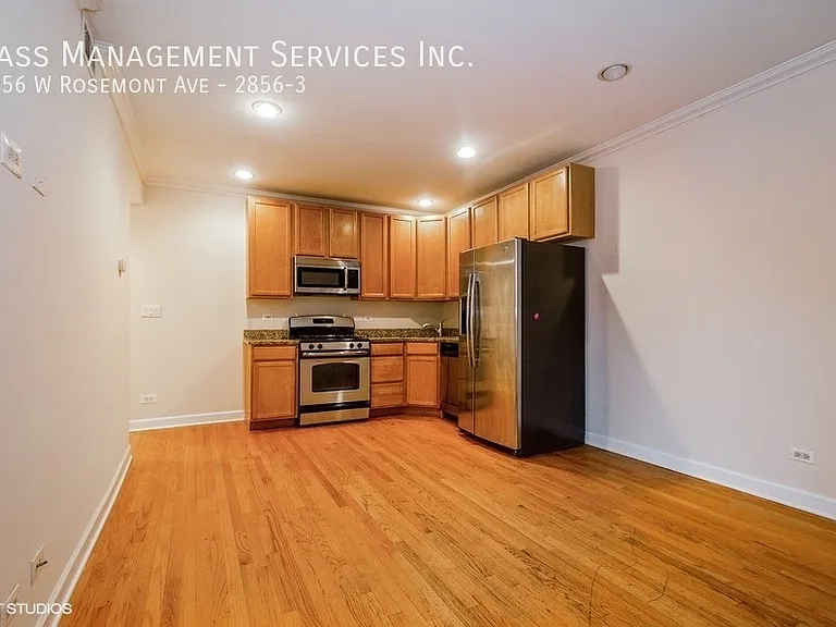 2856 W Rosemont Ave #3 — Photo 12