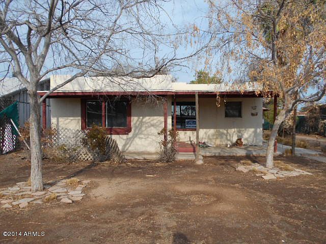 1st image of 715 S Stapley Dr
