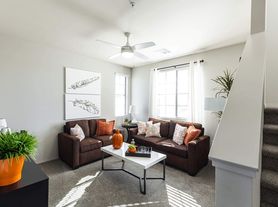 EVERETT APARTMENT HOMES