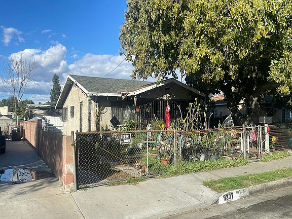 3rd image of 9337 Walnut Ave