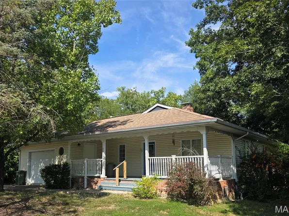 606 Greentree Rd, Rolla, MO 65401