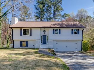 2448 Three Bars Dr, Grayson, GA