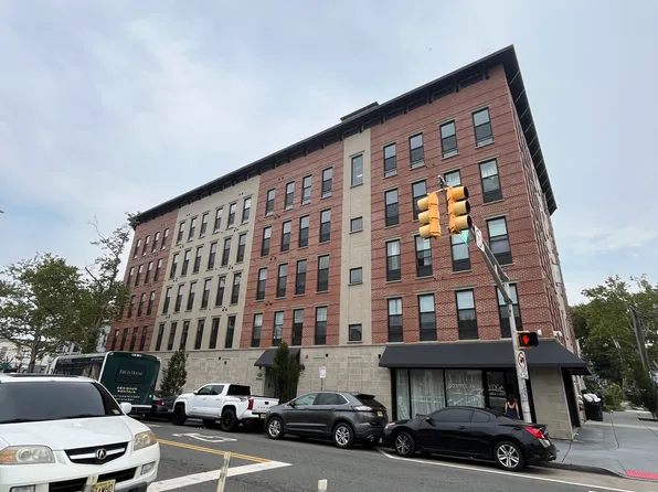 130-132 Mallory Ave #504, Jersey City, NJ 07304