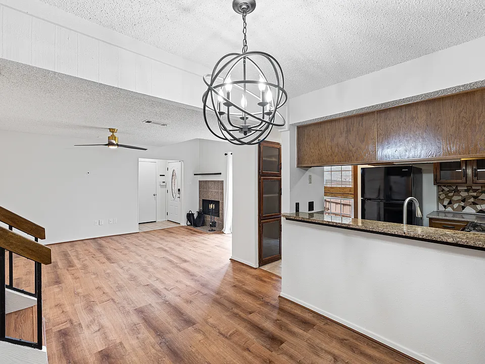 4240 Madera Rd