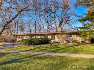 925 Arbor Ct, Wheaton, IL 60189