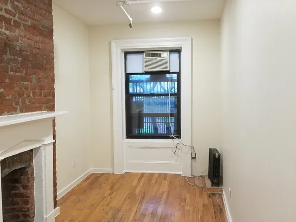 321 West 30th Street image 1 of 6