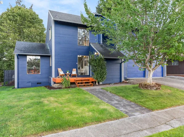 1210 SE Beaver Creek Ln, Troutdale, OR 97060