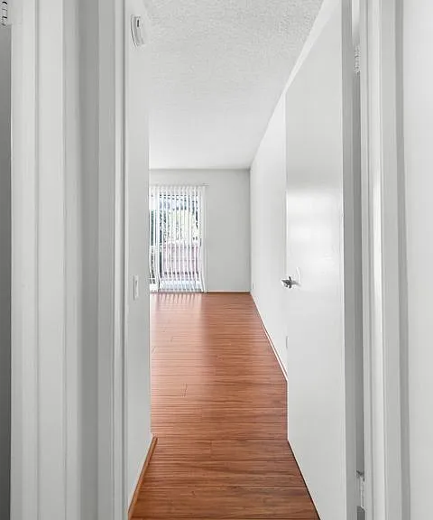1552 Armacost Ave #9 — Photo 11