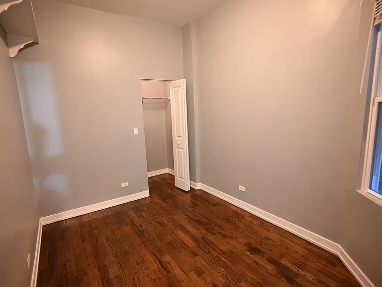 2750 W Cermak Rd — Photo 2