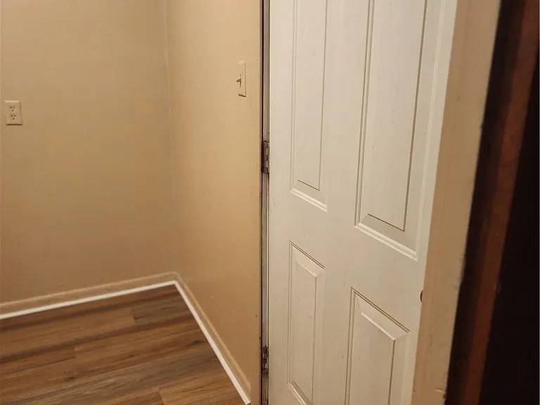 118 Lockwood Dr — Photo 38