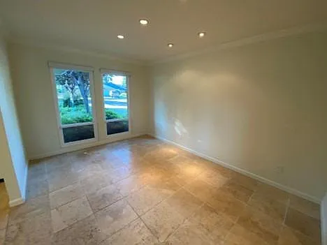 4 bed, 2251 sqft, $3,000 — Photo 4