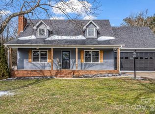 1604 McFarland Dr, Shelby, NC 28152