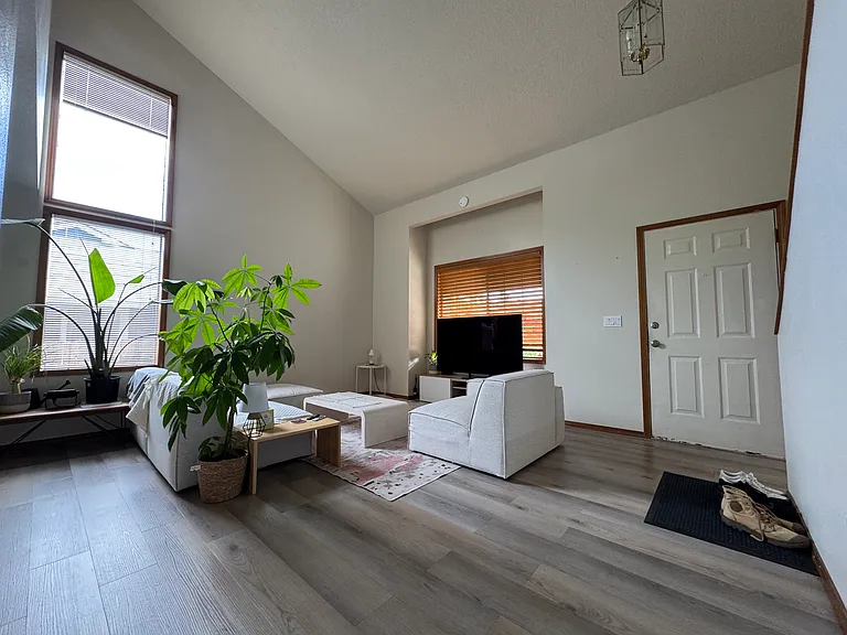 3065 NW 159th Ter — Photo 9
