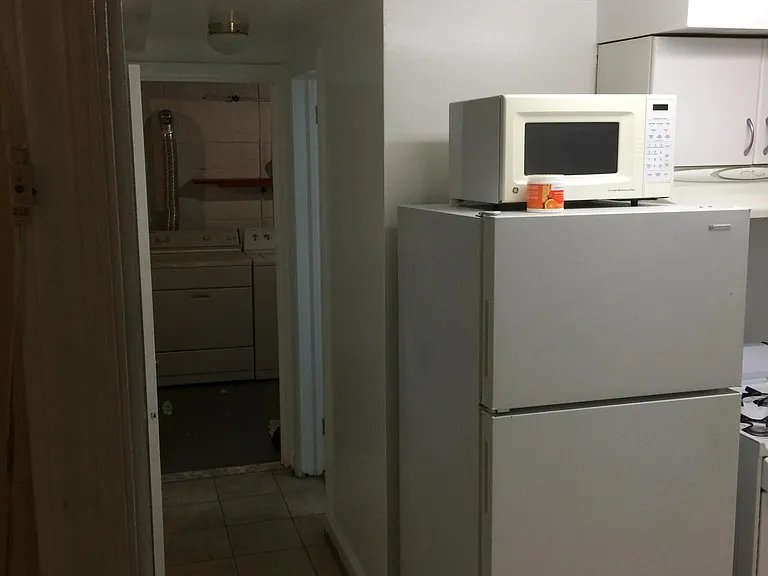 810 Jackson Ave #B — Photo 14