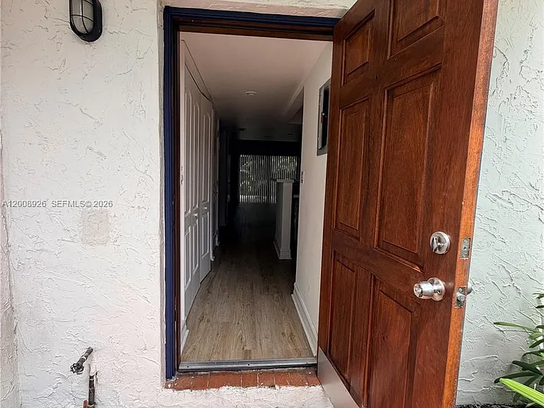 3225 Bird Ave #IV3 — Photo 4