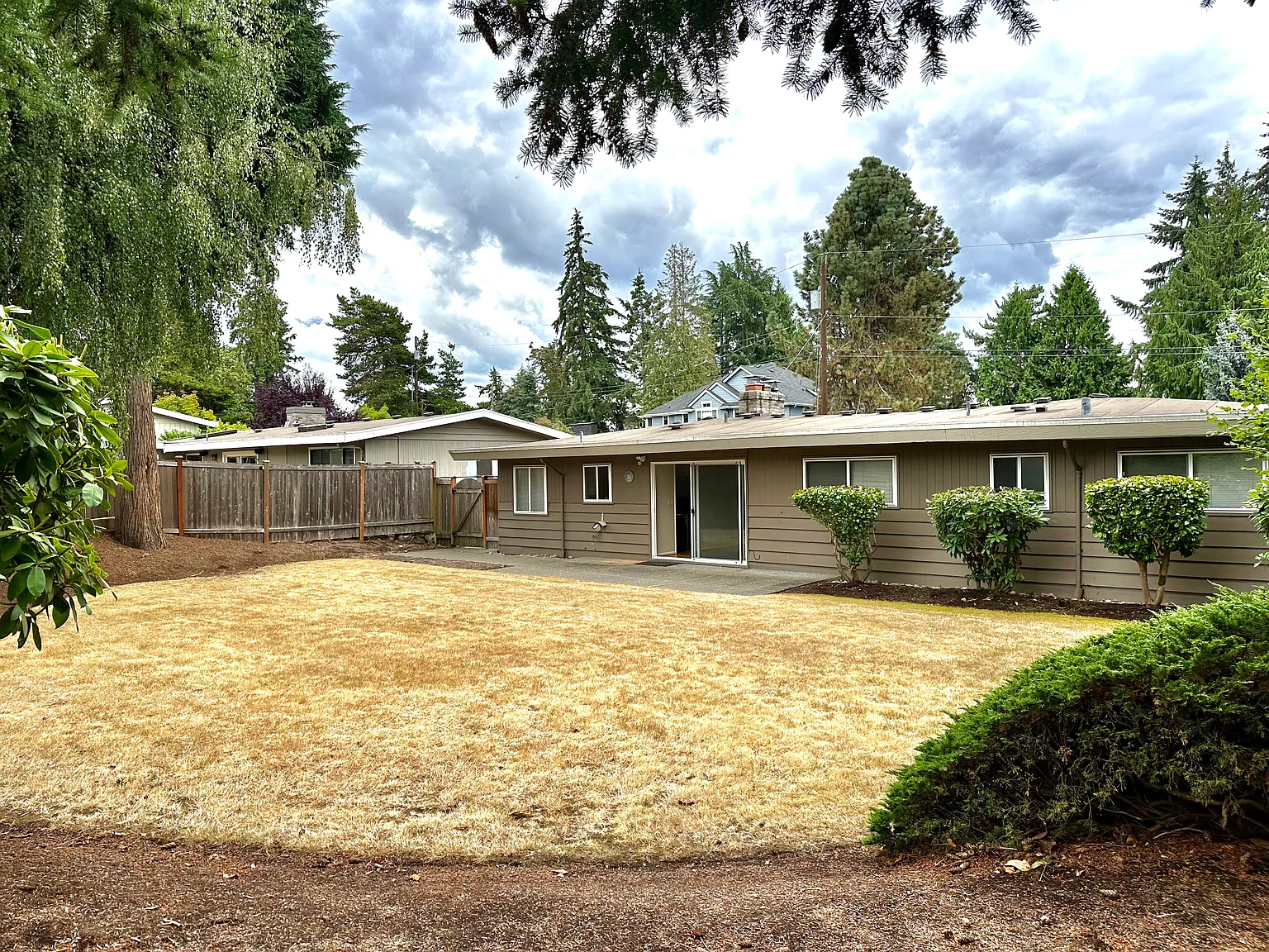 3 bed, 1.5 bath, 1380 sqft, $4,500 — Photo 4