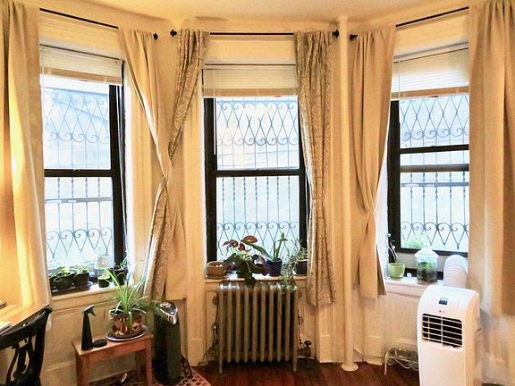 3rd image of 401 Convent Ave APT 1B