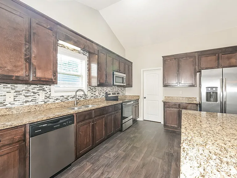 1779 Miller Springs Dr — Photo 7