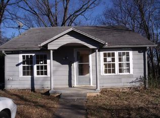 606 N 7th St, Van Buren, AR 72956
