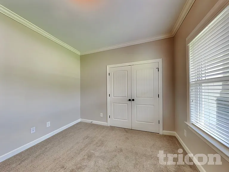 189 Crystal Creek Dr — Photo 14