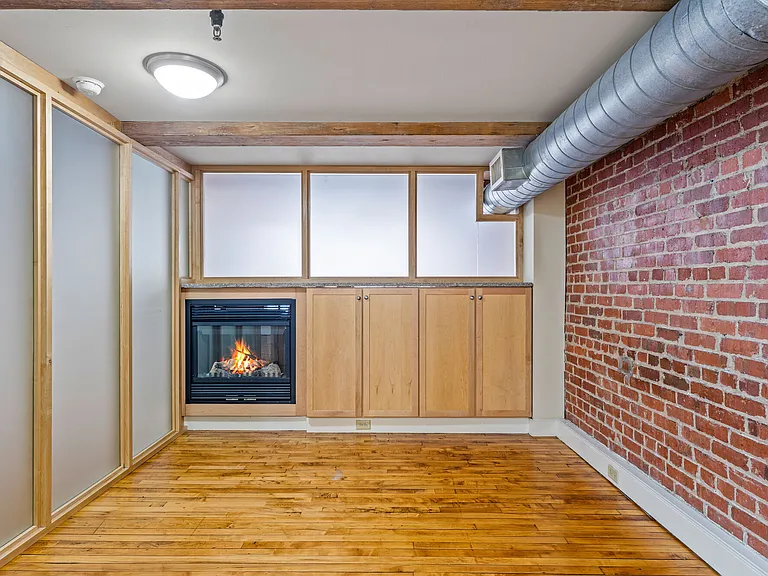 Cigar Lofts — Photo 28