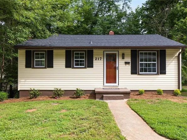217 Bond St, Winston Salem, NC 27127