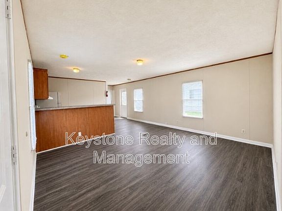 2nd image of 726 Trevor Ln