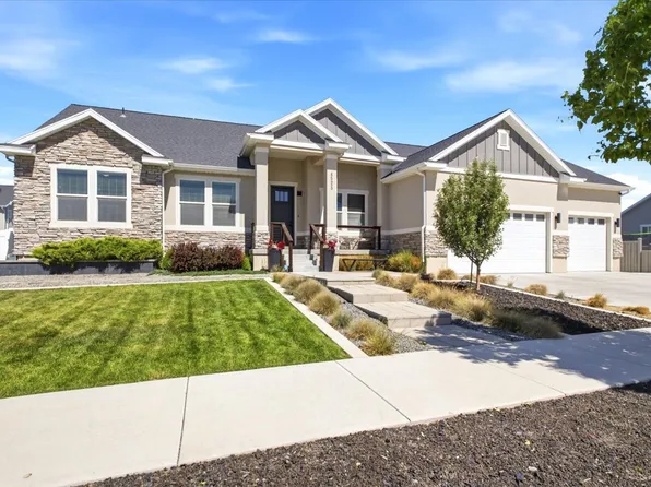 4525 N Mount Ellen St #222, Eagle Mountain, UT 84005
