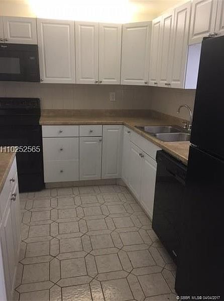 1st image of 4364 NW 9th Ave #163E