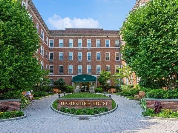 111 Seventh Street #215, Garden City, NY 11530