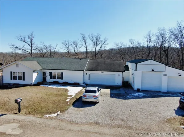 366 Highlands Dr, Camdenton, MO 65020