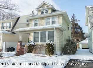 11 E Raleigh Ave, Staten Island, NY 10310