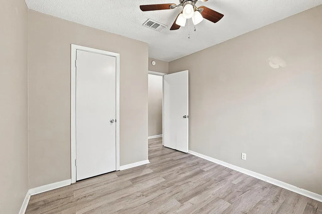 2 bed, 736 sqft, $1,100 — Photo 1