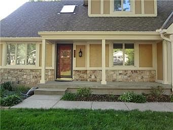 1st image of 608 N Clayview Dr