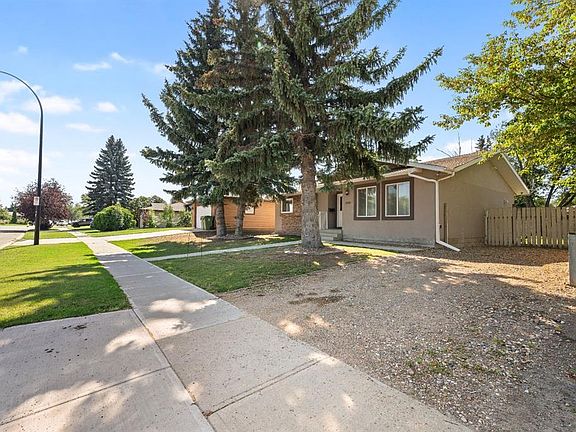 4th image of 3910 E 57th Ave