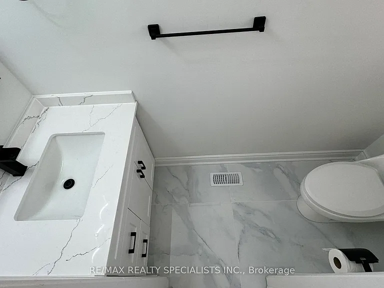 505 Bridlewreath Ct #UPPER LVL — Photo 23