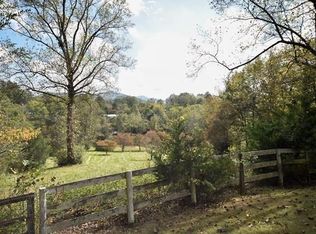 171 Ulco Ln, Franklin, NC 28734