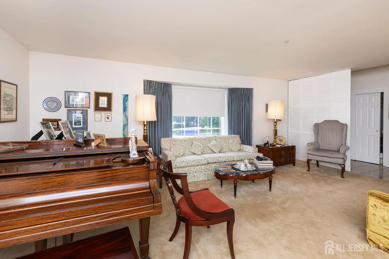 3 bed, 1931 sqft, $4,200 — Photo 3