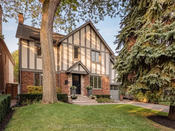 80 Humbervale Blvd, Toronto, ON M8Y 3P4