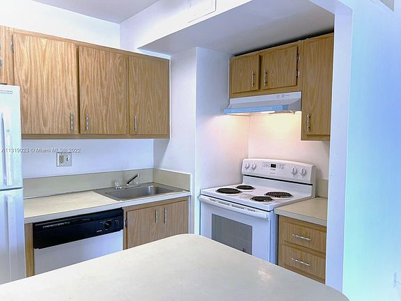 2nd image of 5921 Washington St APT 132