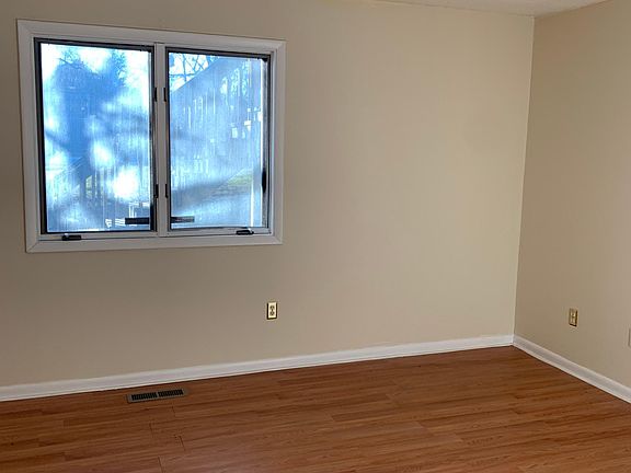 3rd image of 3370 Madison Ave Unit 9A