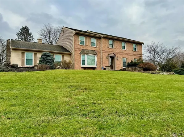 3206 Darien Rd, Bethlehem, PA 18020