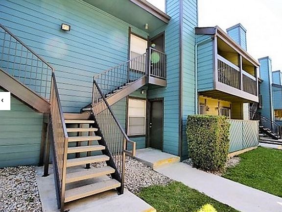 3rd image of 11838 Parliament St APT 1304