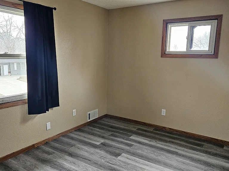upper bedroom 1