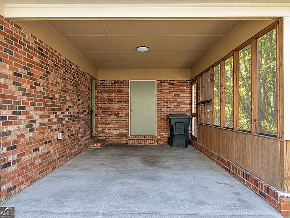 4th image of 316 Zetterower Rd