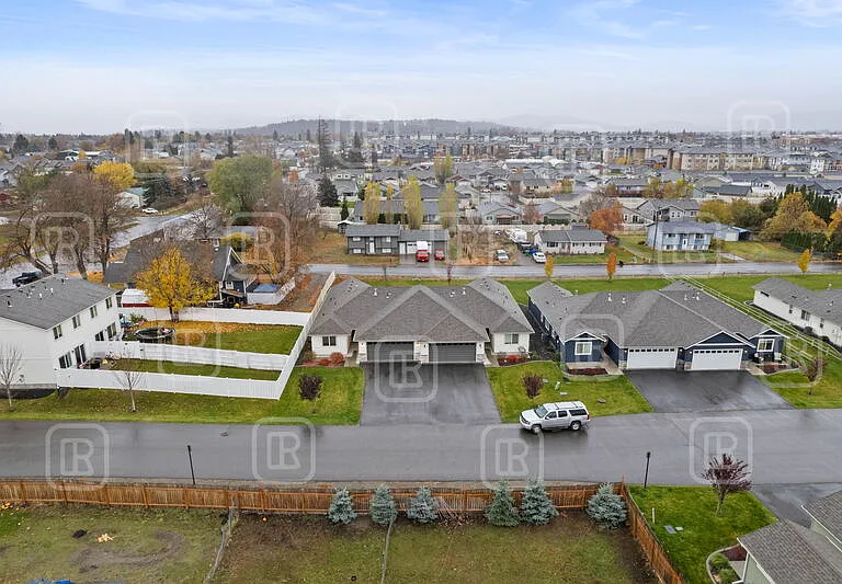 17020 E Knox Ln — Photo 37