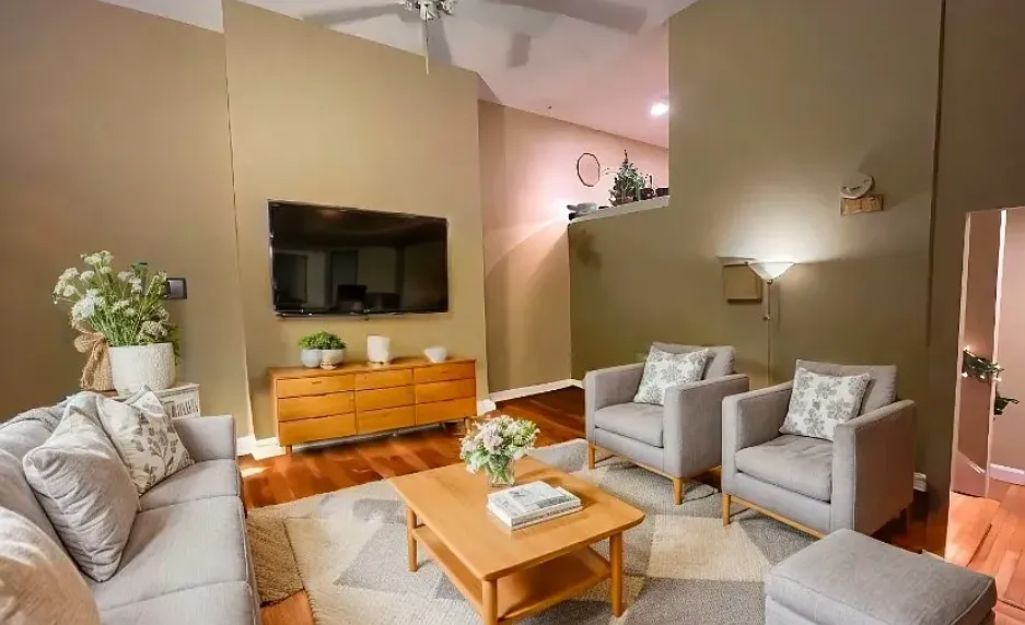109 Brainerd Rd #6